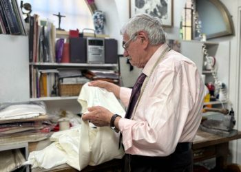 Raniero Mancinelli, el sastre que viste a los papas