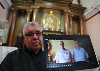 Sacerdotes peruanos no olvidan a Robert Prevost