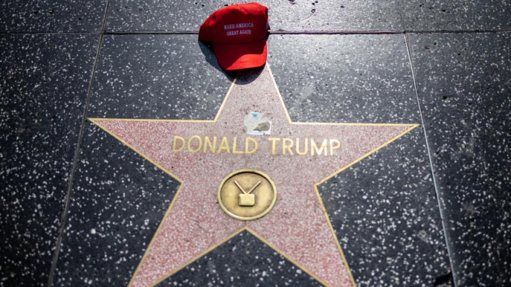 Trump anuncia nuevos aranceles al cine: 100% a películas producidas fuera de EE.UU. en medio de guerra comercial con China