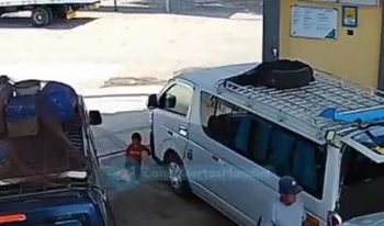 Bebé muere atropellado por combi en Perú y causa indignación