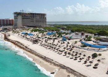 playas Cancún, playas limpias Cancún, vacaciones Cancún 2025, sargazo Cancún,