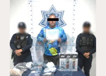 «Robo frustrado: Detienen a sujetos cuando huían de tienda en Cancún»