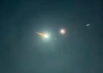 meteorito en Monterrey, caída de meteorito, objeto luminoso Monterrey, cuerpo celeste en México