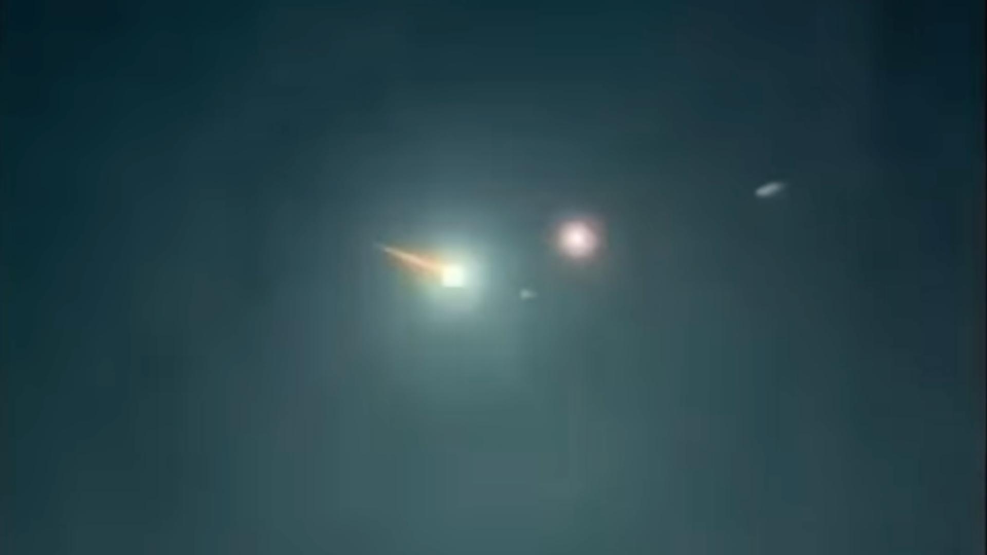 meteorito en Monterrey, caída de meteorito, objeto luminoso Monterrey, cuerpo celeste en México