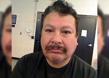 Acusan a hombre de Wisconsin por hacerse pasar por mexicano inculpado de amenazar de muerte a Trump