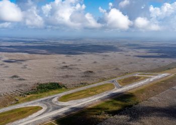 “Alcatraz de los caimanes”: Florida construye un nuevo centro de detención de migrantes