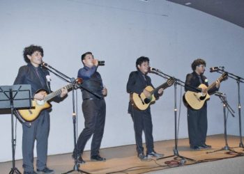 Brillan jóvenes talentos cozumeleños en “Serenata a Mamá” presentada por la FPMC