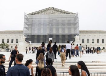 Corte Suprema de EE.UU. respalda a Trump en su intento de limitar la ciudadanía por nacimiento