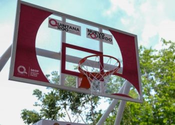 Cumple su palabra Mara Lezama y entrega su domo a 911 alumnas y alumnos de la secundaria técnica “Ikal” de Cancún