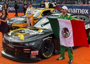 Daniel Suárez triunfa en la Nascar Xfinity Series The Chilango 150