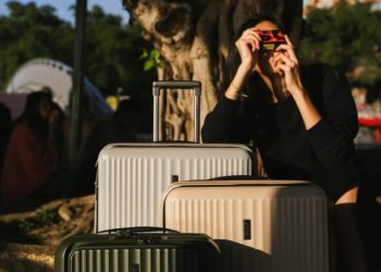 Desde viajar sin compañía hasta vivir entre borregos, 8 tendencias de viaje que nos transformarán