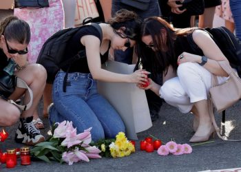 Despiden a Teodora Marcu, joven embarazada ultimada delante de su hija