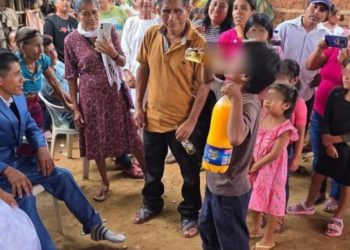 DIF investiga vídeo de niños ingiriendo alcohol en una boda