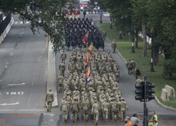 Ejército de EE.UU. adelanta su desfile ante Trump por amenaza de lluvia