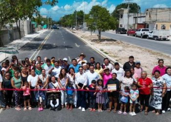 Entregan Mara Lezama y Ana Paty Peralta obras de urbanización que transforman las colonias Tierra y Libertad 1 y 2, en Cancún