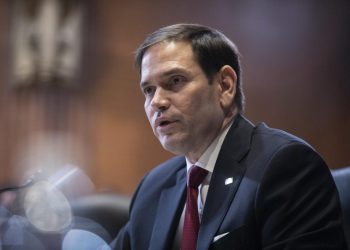 “Es un suicidio económico”: Marco Rubio sobre cierre del estrecho de Ormuz