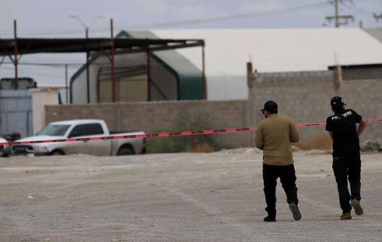 Zona acordonada cerca a un inmueble donde hallaron los cuerpos apilados en Ciudad Juárez (Foto de EFE)