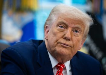 Juez de EE.UU. impide que Trump invalide los permisos legales de 5 mil venezolanos