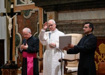 León XIV critica la “falsa propaganda del rearme” que alimenta “odio y venganza”