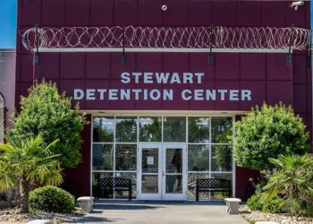 Mexicano muere en centro migratorio de Georgia; presumen suicidio