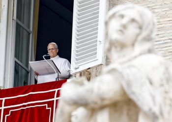 Papa León XIV pide frenar la guerra antes de que sea una “vorágine irreparable”