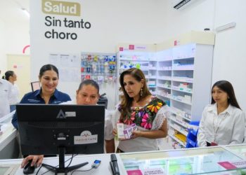 Ponen en marcha Mara Lezama y Estefanía Mercado programa “Salud sin tanto choro”, en Villas del Sol, Playa del Carmen