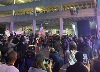 Protestas contra redadas se extienden por EE.UU.; Texas despliega la Guardia Nacional