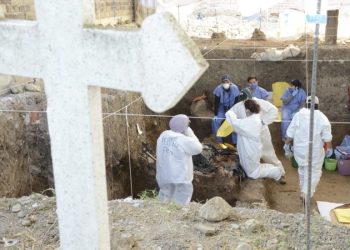 Recuperan 60 cuerpos en fosa de Morelos; 10 son de bebés