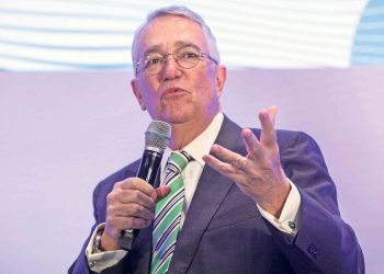 Revés a Ricardo Salinas: Tribunal ordena a Grupo Elektra pagar 2 mil millones