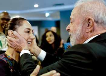 Sheinbaum dialoga con el presidente de Brasil sobre relación comercial