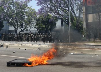 Trump culpa a la “izquierda radical” de instigar y financiar las protestas de Los Ángeles