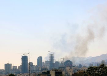 Ven riesgos de radiación tras ataque a instalaciones atómicas de Irán