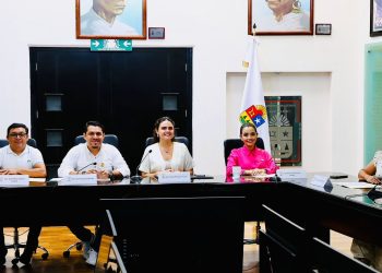 reforma legislativa Quintana Roo, Jorge Sanén Cervantes, Comisión de Puntos Constitucionales