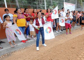 rehabilitación de pavimento, pavimentación en Cancún, obras públicas Cancún, repavimentación Tierra Maya