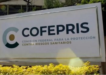 ⏳ ¡Cofepris Enfrenta Rezago de 15 Años en Trámites y Presenta Plan Exprés para Poner Orden!