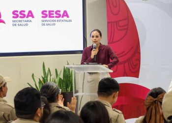 RECONOCE ANA PATY PERALTA A PERSONAL DE VECTORES QUE RECIBIERON BASIFICACIÓN