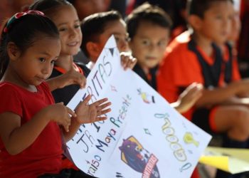 ANA PATY PERALTA Y MARA LEZAMA FORTALECEN EL TEJIDO SOCIAL EN CANCÚN