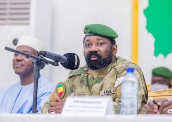 «Malí combate el terrorismo con bombardeos que dejan al menos 70 muertos»