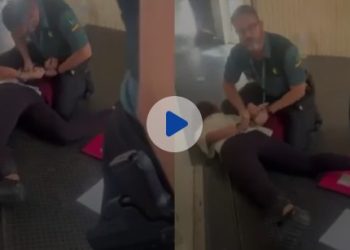 VIDEO «Desalojo de 47 menores judíos en avión desata acusaciones de antisemitismo»