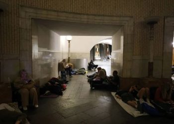 Mayor bombardeo sobre Kiev coincide con llamada entre Trump y Putin