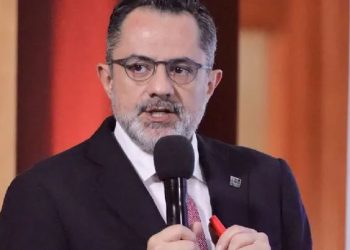 🎯 ¡Alerta en el pasillo de jamones! 13 “productos” que no son jamón y ponen en riesgo tu salud