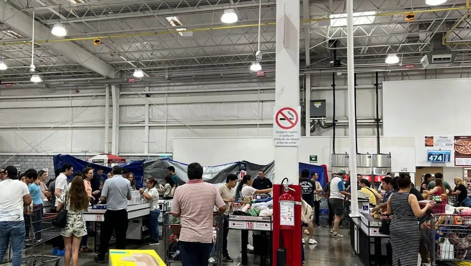 muerte en Costco, fallecimiento en tienda, infarto en Costco, mujer muere en Costco