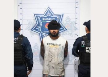 Detienen a un hombre por presunto robo en la Supermanzana 202 de Cancún