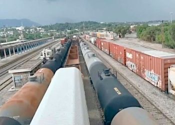 Embajada de EU revela esquema del “huachicol fiscal” en México