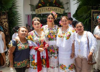«Playa del Carmen da inicio a las festividades en honor a la Virgen del Carmen»