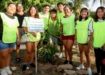 Brigada “Yo amo Isla Mujeres” fomenta conciencia ecológica