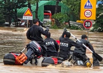«Lluvias torrenciales en Corea del Sur dejan muertos y miles de evacuados»