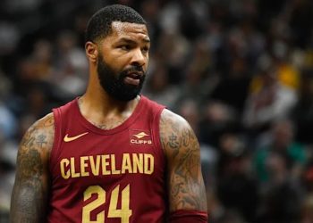 Impactante giro para Marcus Morris Sr.