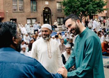 Protestas contra candidato musulmán en Nueva York por temor a la Ley Sharia