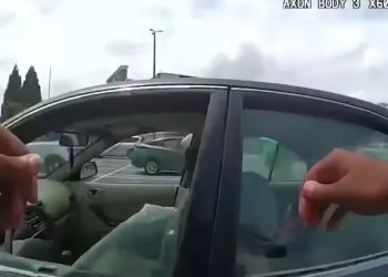 Rescate infantil en auto expuesto a calor extremo alerta sobre crueldad infantil en EE.UU.